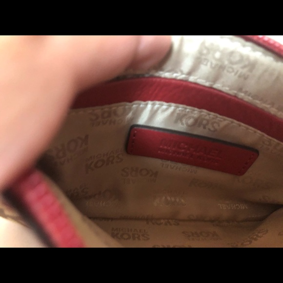 Authentic Michael Kors Wristlet - Picture 2 of 2